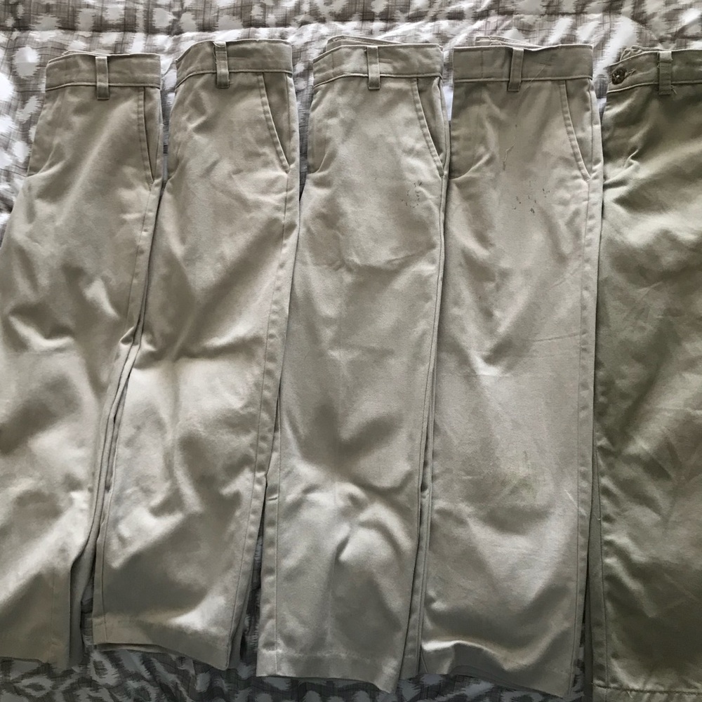 Boys set of 5 uniform khaki pants, size 6.